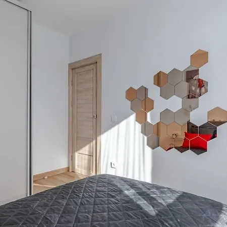 Home Sweet Home, Cozy Apartments, Free Underground Parking, Long Stays Welcome Vilnius Exterior photo